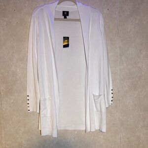 NEW🤍🤍🤍White Open Front Cardigan with Button Details